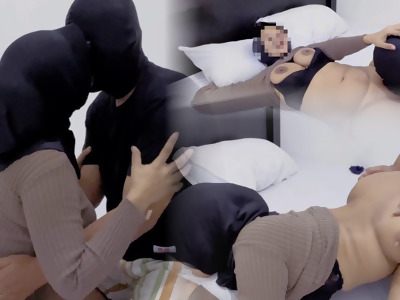 Sexcom say becomes hijab no