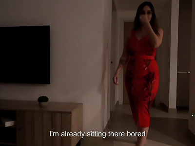 Sexcom someone give mom once-over